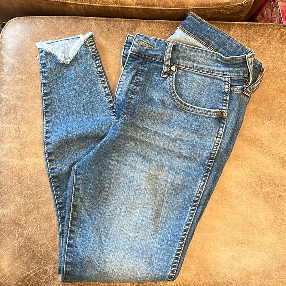 NWOT Kut Petite High Rise Fab Ab Ankle Skinny